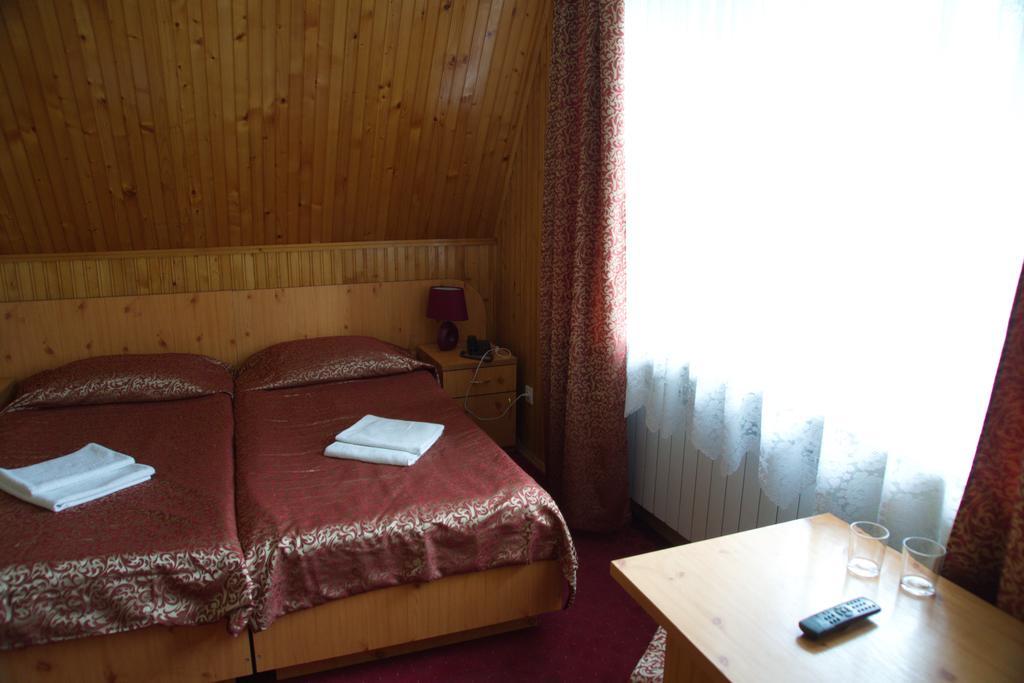 Hotel Perlyna Karpat Slavske Exteriér fotografie